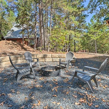 Stylish Cabin By Beavers Bend Hot Tub And Fire Pit Broken Bow Exterior photo