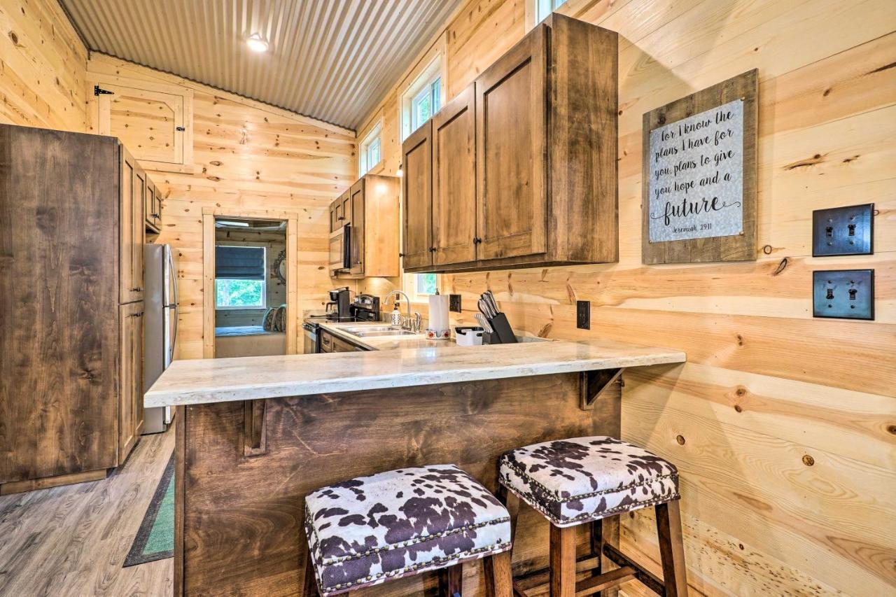 Stylish Cabin By Beavers Bend Hot Tub And Fire Pit Broken Bow Exterior photo