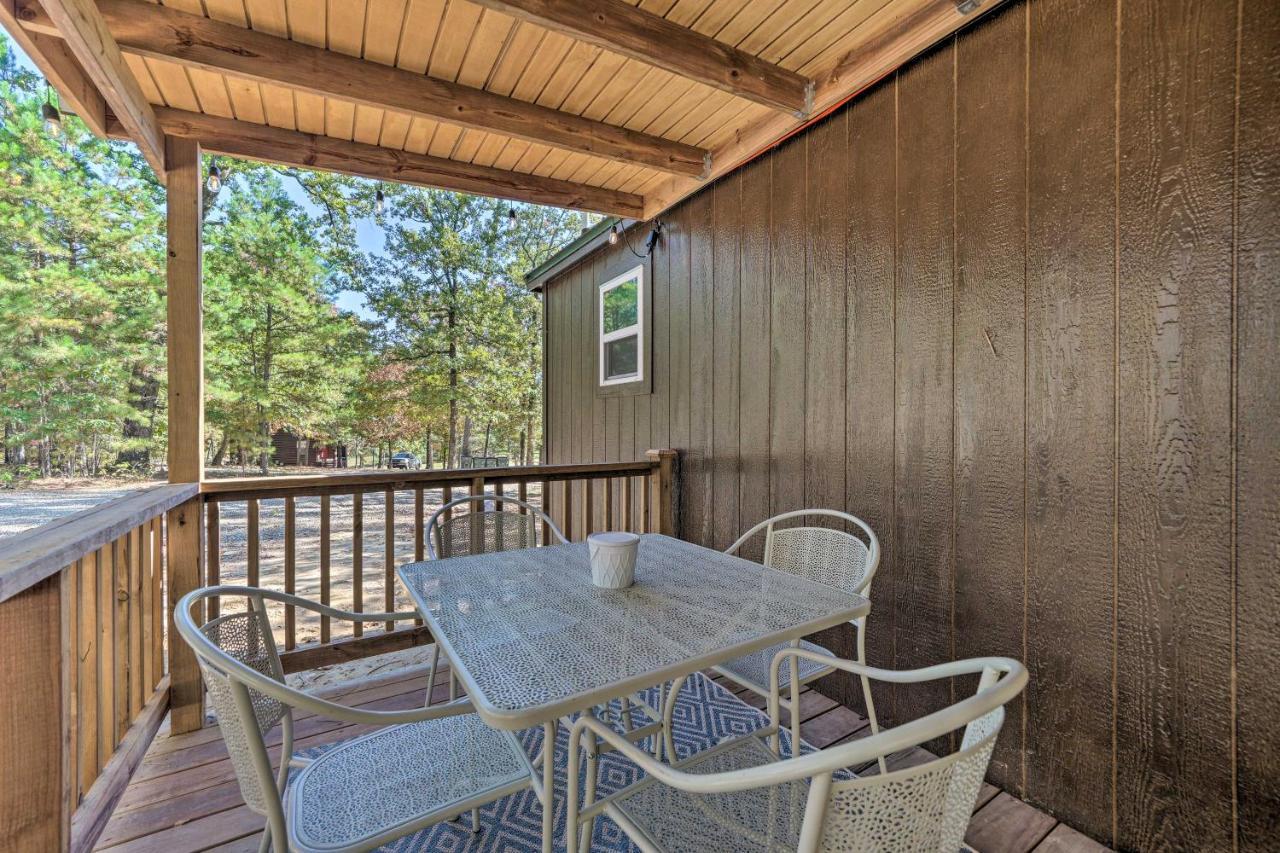 Stylish Cabin By Beavers Bend Hot Tub And Fire Pit Broken Bow Exterior photo
